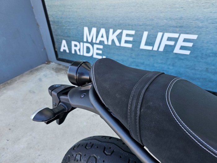 2016 Yamaha XSR700 Green