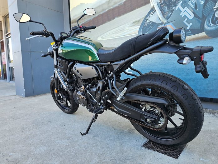 2016 Yamaha XSR700 Green