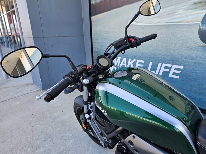 2016 Yamaha XSR700 Green