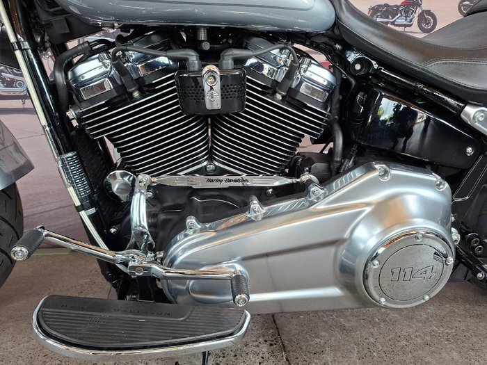 2020 Harley-davidson FLFBS FAT BOY (114) Barracuda Silver Denim/Black D