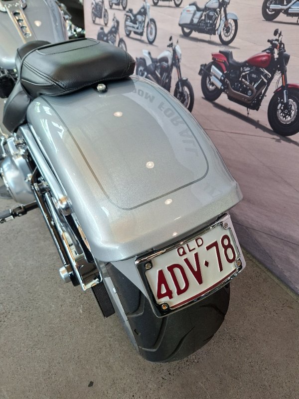 2020 Harley-davidson FLFBS FAT BOY (114) Barracuda Silver Denim/Black D