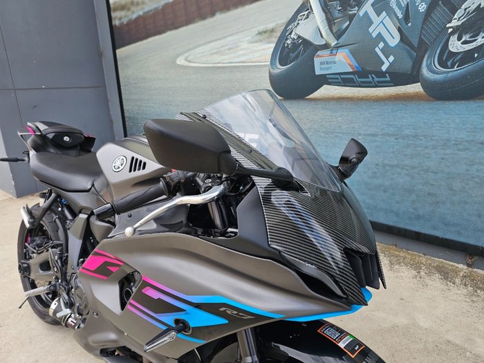 2024 Yamaha YZF-R7LA GREY