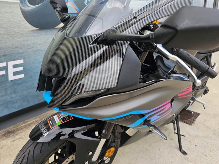 2024 Yamaha YZF-R7LA GREY