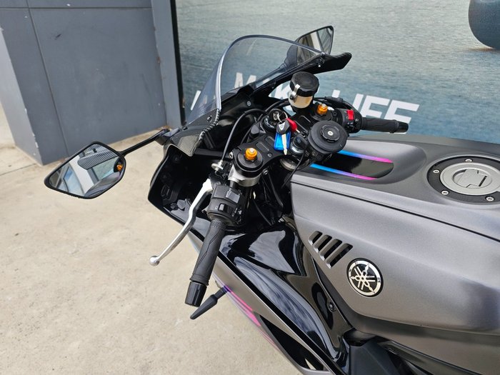 2024 Yamaha YZF-R7LA GREY