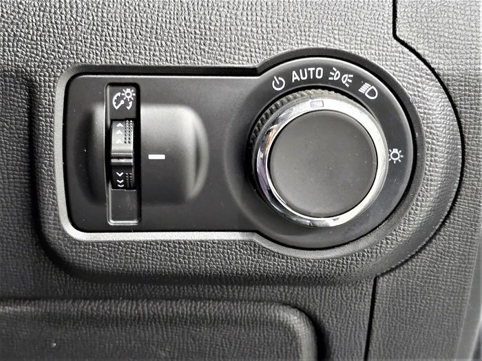 2019 Holden Colorado LS RG MY19 4x2 Summit White