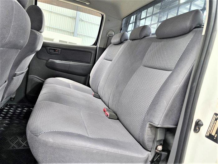 2012 Toyota Hilux SR KUN26R MY12 4X4 Glacier White