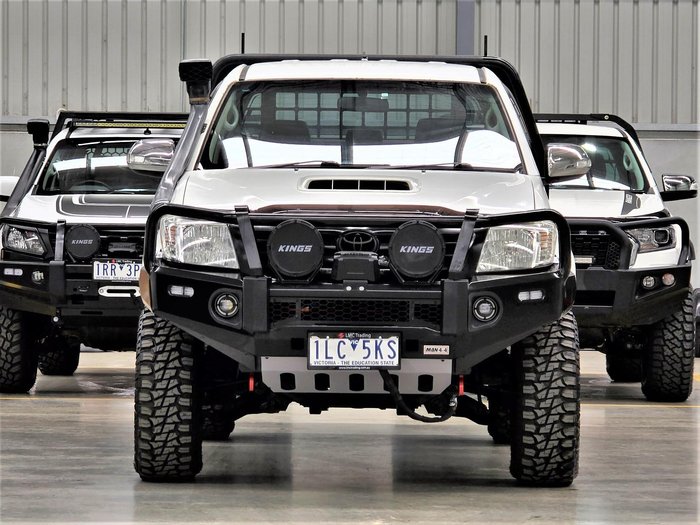 2012 Toyota Hilux SR KUN26R MY12 4X4 Glacier White