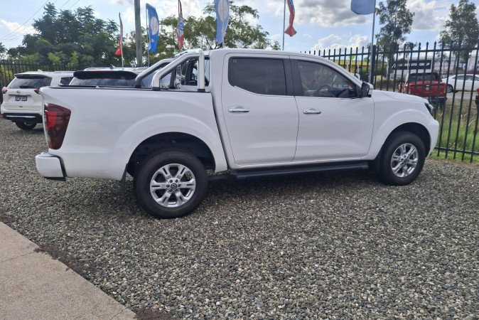 2021 NISSAN NAVARA ST (4x4)