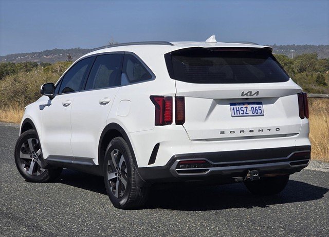 2022 Kia Sorento Sport