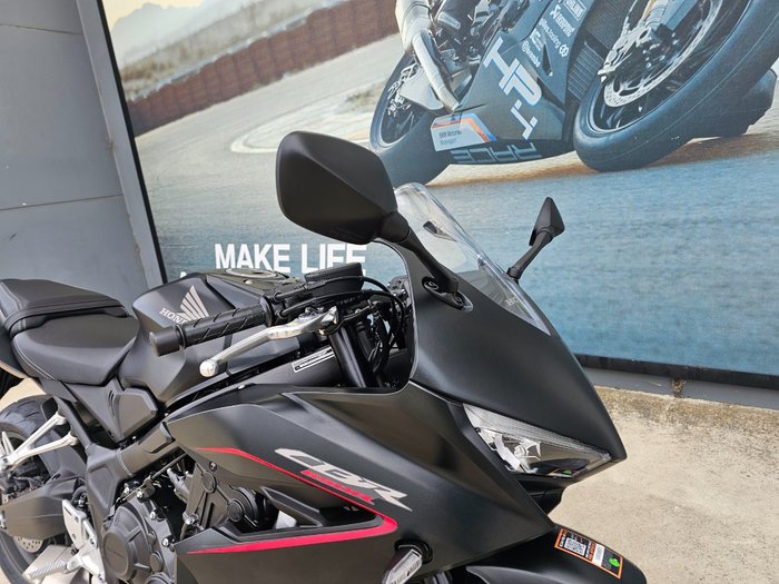 2025 Honda CBR650R Black