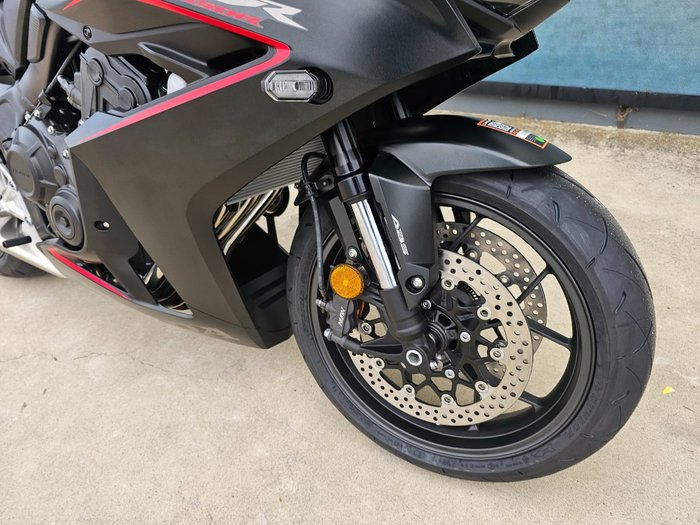 2025 Honda CBR650R Black