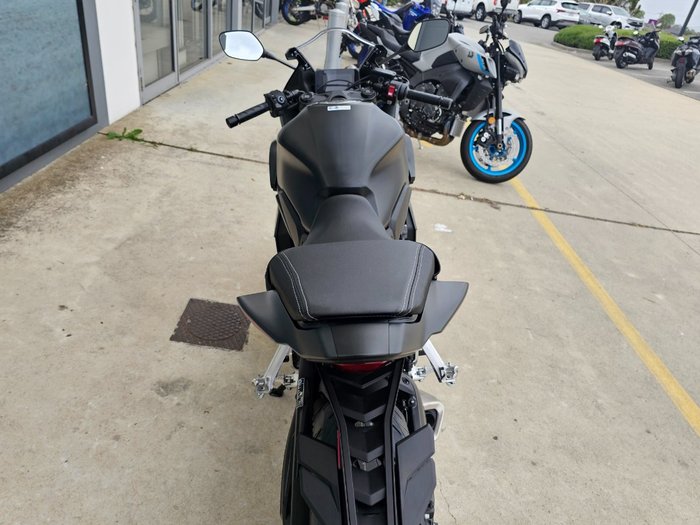 2025 Honda CBR650R Black