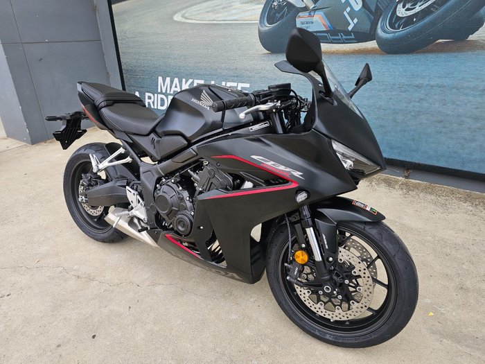 2025 Honda CBR650R Black