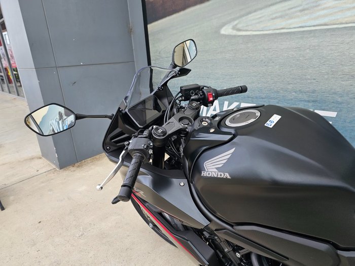 2025 Honda CBR650R Black