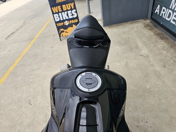 2022 Yamaha YZF-R3 Black