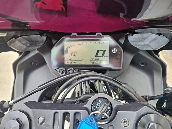 2022 Yamaha YZF-R3 Black