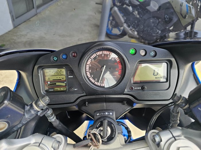 2001 Honda CBR1100XX (SUPER BLACKBIRD) Blue