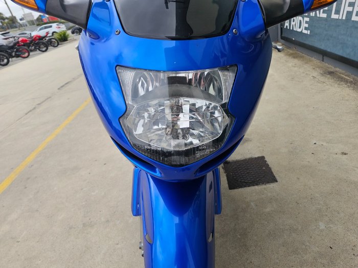 2001 Honda CBR1100XX (SUPER BLACKBIRD) Blue