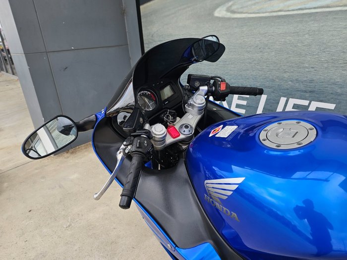 2001 Honda CBR1100XX (SUPER BLACKBIRD) Blue
