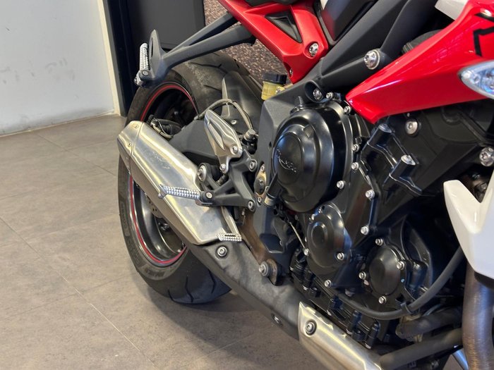 2014 Triumph Street Triple R ABS Street Triple White