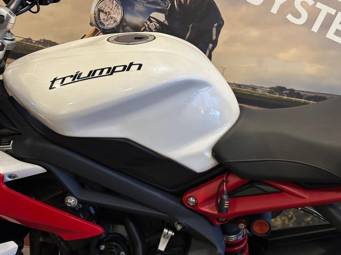2014 Triumph Street Triple R ABS Street Triple White