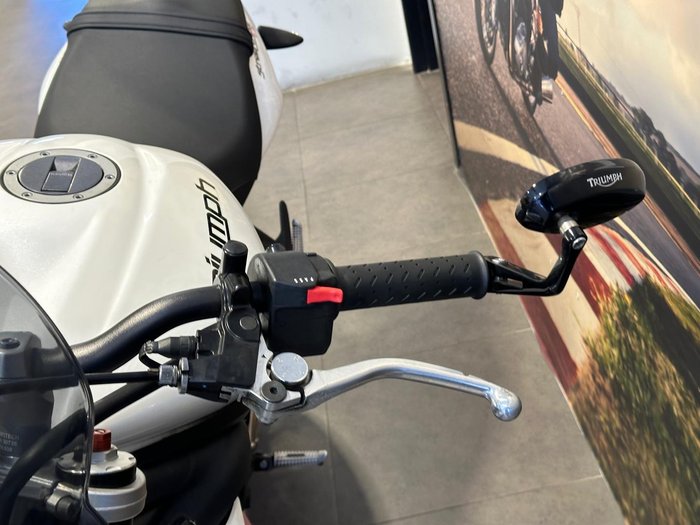 2014 Triumph Street Triple R ABS Street Triple White