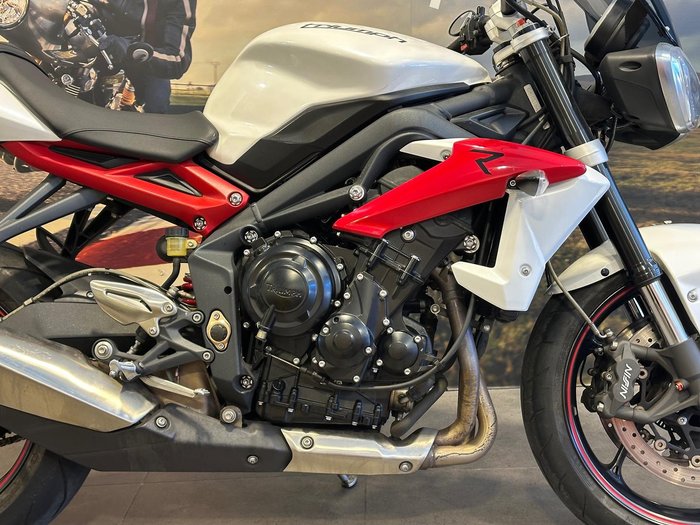2014 Triumph Street Triple R ABS Street Triple White