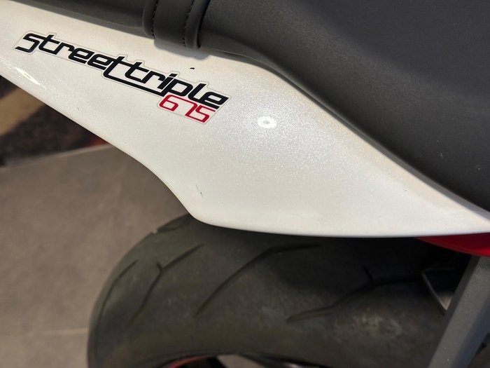 2014 Triumph Street Triple R ABS Street Triple White