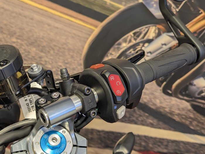 2025 Triumph Street Triple 765 RX Street Triple Silver