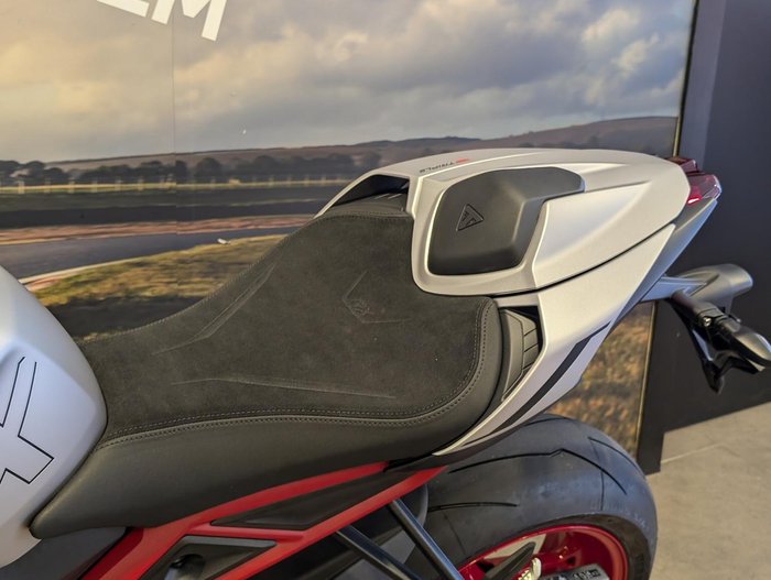2025 Triumph Street Triple 765 RX Street Triple Silver