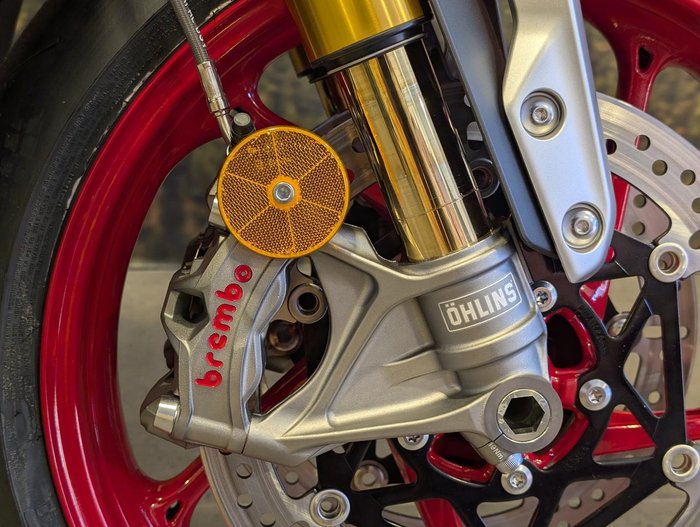 2025 Triumph Street Triple 765 RX Street Triple Silver