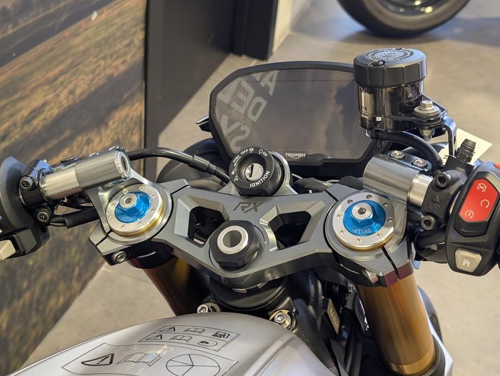 2025 Triumph Street Triple 765 RX Street Triple Silver