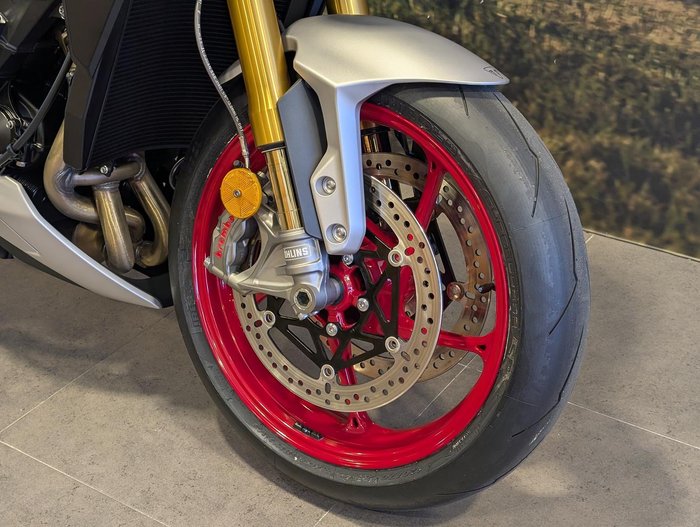 2025 Triumph Street Triple 765 RX Street Triple Silver