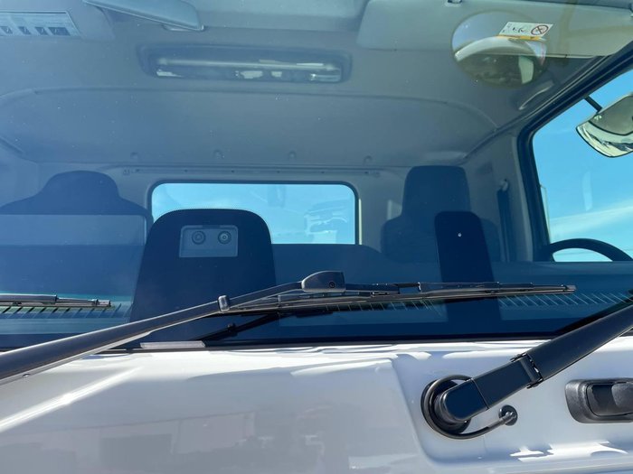 2025 Isuzu F Series FYJ 320-355 AT R67