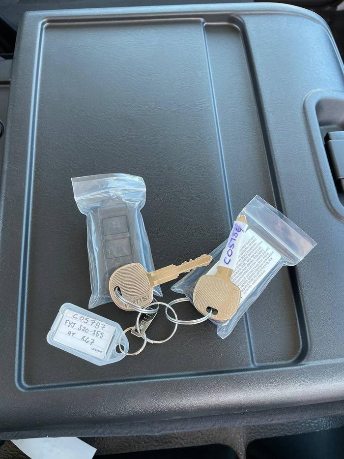 2025 Isuzu F Series FYJ 320-355 AT R67