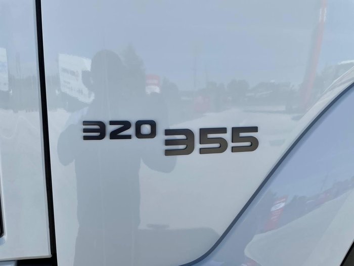 2025 Isuzu F Series FYJ 320-355 AT R67