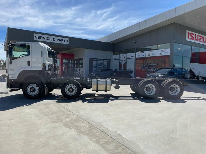 2025 Isuzu F Series