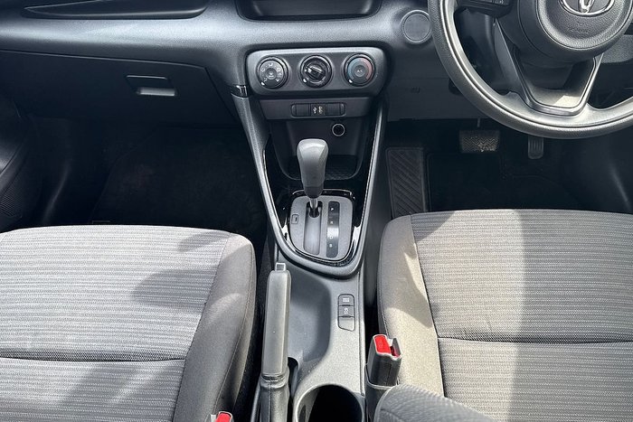 2021 Toyota Yaris Ascent Sport