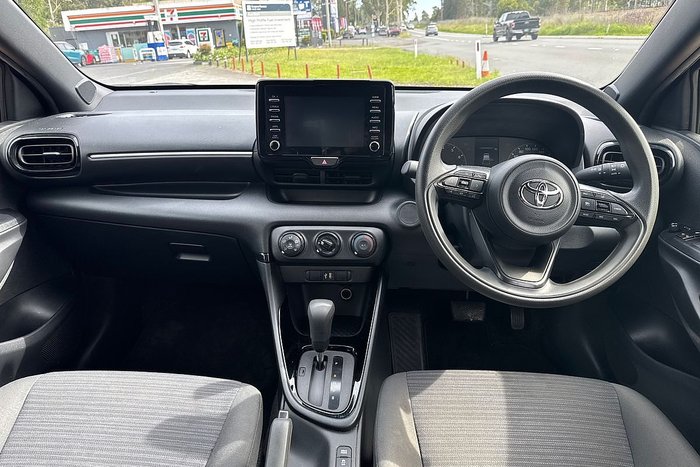 2021 Toyota Yaris Ascent Sport