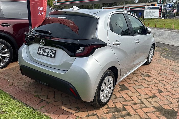 2021 Toyota Yaris Ascent Sport