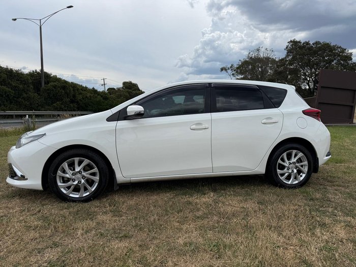2016 Toyota Corolla Ascent Sport