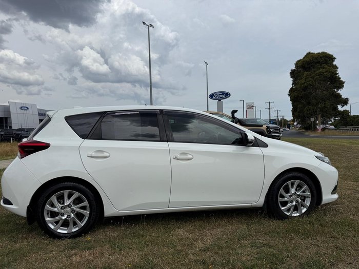 2016 Toyota Corolla Ascent Sport