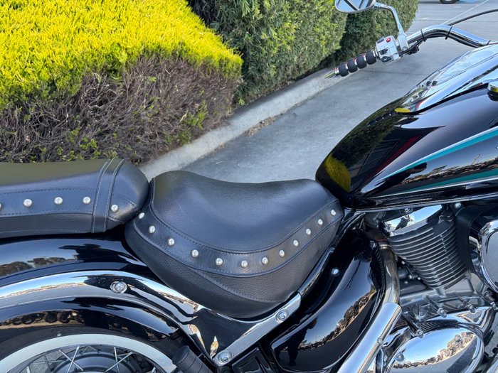 2017 Suzuki VL800 (BOULEVARD C50) BLACK