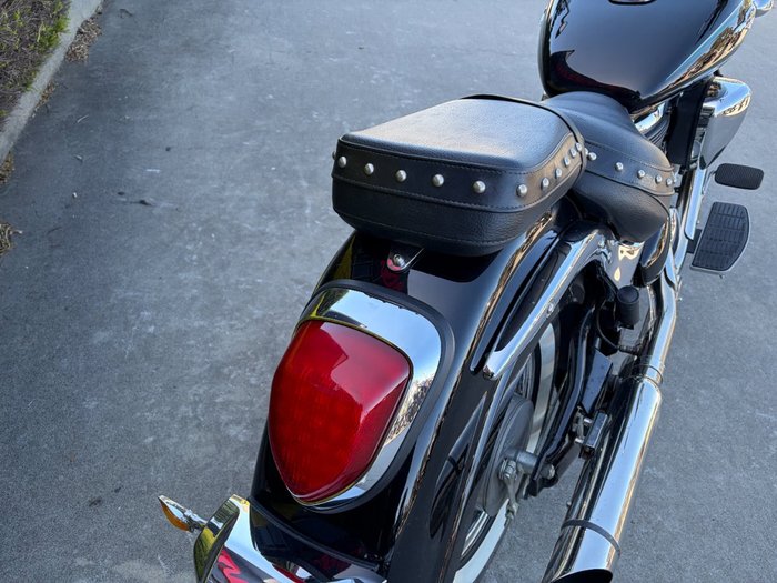 2017 Suzuki VL800 (BOULEVARD C50) BLACK