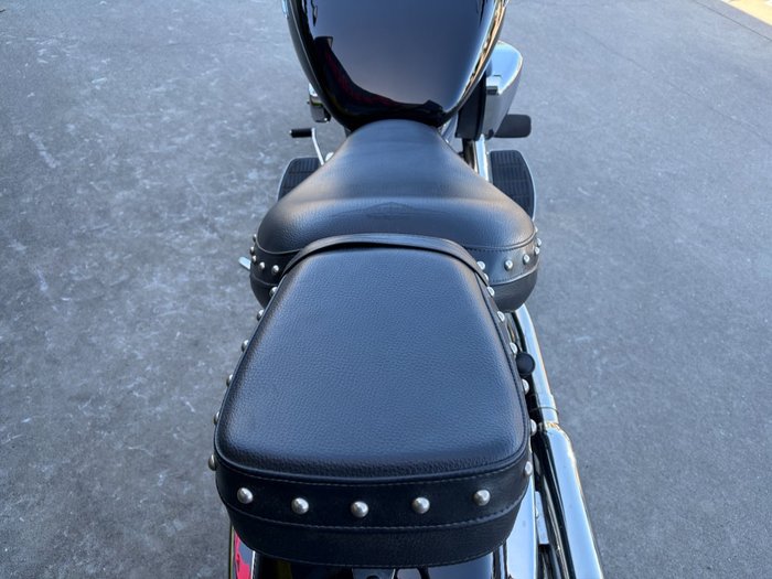 2017 Suzuki VL800 (BOULEVARD C50) BLACK