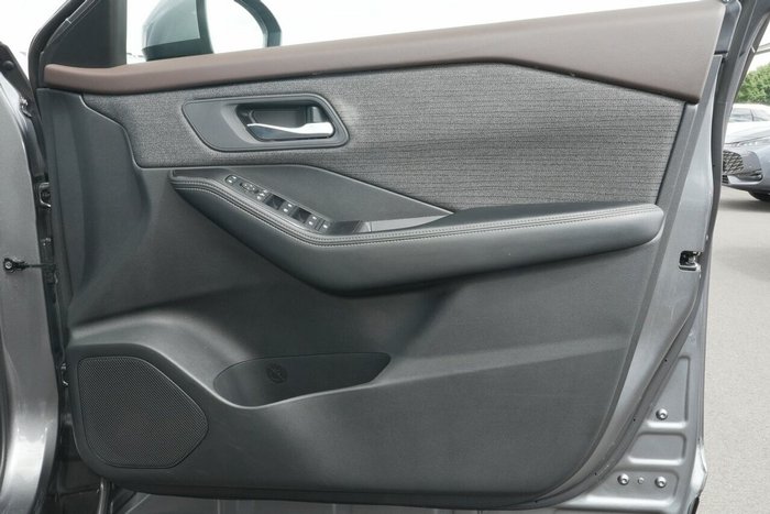 2023 Nissan X-TRAIL ST