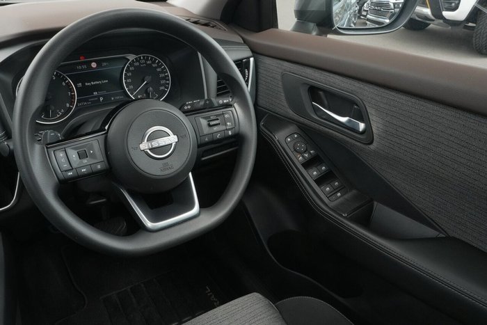 2023 Nissan X-TRAIL ST