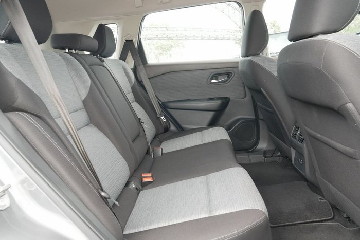 2023 Nissan X-TRAIL ST