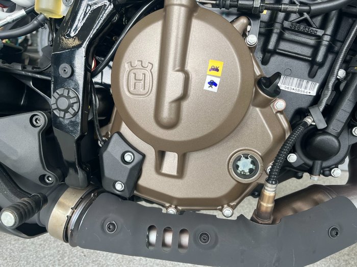 2024 HUSQVARNA VITPILEN 401 VELOCITY GREY