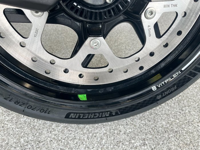 2024 HUSQVARNA VITPILEN 401 VELOCITY GREY